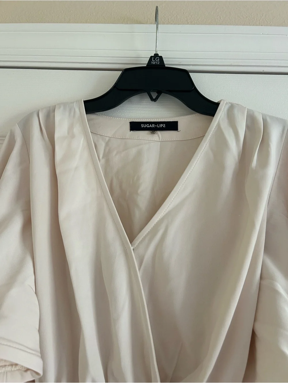 Sugar + Lips Statement Sleeve Flutter-Sleeve Cream Size XS Wrap Blouse - Picture 5 of 7